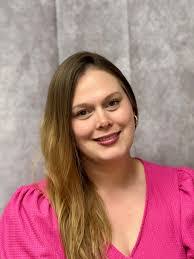 Lori Gould's Instagram, Twitter & Facebook