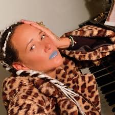 It's this warrior's first day of her Senior Year of college! Isn't she just  beautiful? Mia, you are a conqueror. As you would say…”Go SLAY, girl!”