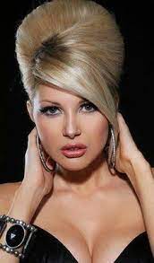 Best Hairstyle For Wavy Hair Women In 2020 Frisur Ideen Beehive Frisur Frisur Hochgesteckt