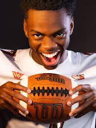 Hawthorne QB CJ Ingram headlines the All-Gainesville Area Small School  Offensive Team