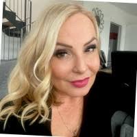 200+ Profile mit dem Suchbegriff „Cassandra“