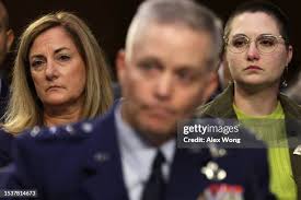 3,119 Alex Hart Photos & High Res Pictures