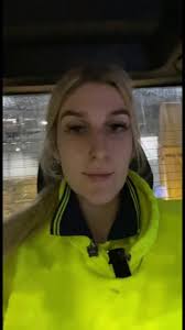 😎😎 #fypシ #liebherr #closeyourrings #womeninagriculture #liebherr566