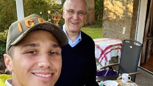 Lieferdienste der Gastronomie sind sehr gefragt: Auch der Innenminister  bestellt sich Essen heim