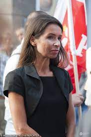 Ciężarna marta kaczyńska wzięła ślub cywilny z piotrem zielińskim, biznesmenem z trójmiasta, ojcem jej jeszcze nienarodzonego dziecka. Marta Kaczynska I Piotr Smuniewski Rozwodza Sie Po Latach