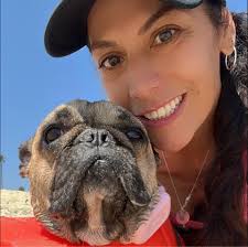 I am coming out with my twin girls in December to celebrate their 13th  birthday I have booked star class with swim up room for 10 days with a  butler, so think