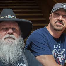 Jamie Lee Thurston returns musical favor for dad Jimmy T