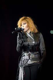 Mylène farmer 2019 is a concert residency by french singer mylène farmer at the paris la défense arena in nanterre, france. On Y Etait Mylene Farmer A T Elle Reussi Son Pari A La Defense Arena Tetu
