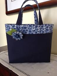 сумка из джинсов своими руками выкройки с пошаговым фото Flor Kanzashi Kanzashi Flower Gracinhas Artesanato Bag Quilt Sacolas De Retalhos Colcha De Jeans