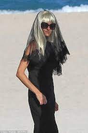 Jul 17, 2020 · gianni versace funeral, service, notices, coffin, obituary: Penelope Cruz Plays Donatella Versace In Funeral Scene Daily Mail Online