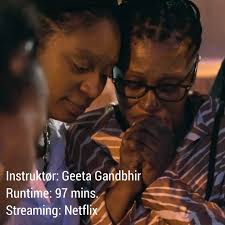 Don't Move (2024) ❤️❤️❤️❤️🤍🤍 Knust af sorg over at have mistet sit barn,  søger Iris (Kelsey Chow) tilflugt i den dybe skov. Her møder hun den  charmerende Richard (Finn Wittrock), der i