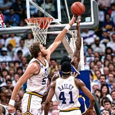 Oh seven 93 martin down here with 14 plus shot, knowing what your touch as most and show tonight jazz and winner of the spurs at marquee was our budweiser player of the game and outstanding gave me at 14 block shots the most. Photo Of The Day 73 Master Of The Block Utah Jazz Center Mark Eaton Robs The Lakers Magic Johnson Of Two Points During The 1988 Playoffs Eaton Was Two Time Defensive Player