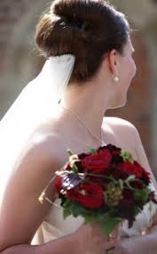 Denn hochsteckfrisuren zur konfirmation sollten nicht zu streng und steif aussehen und zu einem mädchen im jungendalter passen. Brautfrisuren Hochsteckfrisuren Fur Die Hochzeit