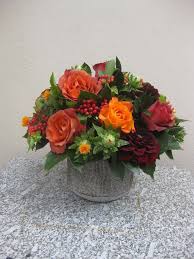 40 Beautiful Thanksgiving Flower Arrangements Garden Ideas 2019 Floral Decor Thanksgiving Flower Arrangements Thanksgiving Flowers Flower Arrangements Center Pieces