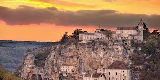 Rocamadour is a commune in the lot department in southwestern france. Besuchen Sie Den Gouffre De Padirac Bei Rocamadour