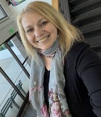 Susan Kwiatkowski's Instagram, Twitter & Facebook