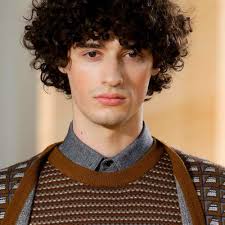 If you have straight hair, you may be wondering how to get curly hair for men. How To Style Men S Curly Hair 10 Cool And Easy Looks