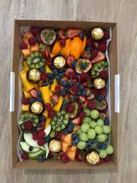 What's better than beautiful friends and crazy delicious platters filled with chocolate, lollies and fruit (just to balance things out!). Graze Boxes Little T Creative