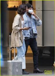 It was a real rom com story: Who Is Zac Efron Dating Zac Efron Girlfriend Wife