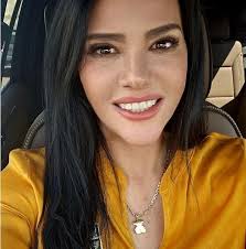 🥳Feliz cumpleaños querida Hermana, te mando un fuerte abrazo, te amo  mucho, que Dios te cuide y te proteja siempre y nos permite estar juntas  por muchos años. Feliz vuelta al sol #