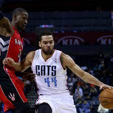 Nba Suspends Jeff Taylor 24 Games For Domestic Abuse Arrest Sbnation Com