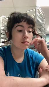 Eve Pierce (@thee.evepierce)