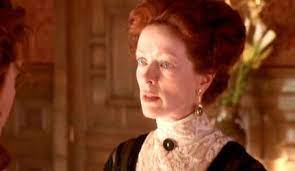 She played a selfish role as she force rose to marry cal for his money, due to her husband death left her and rose penniless. Titanic Frances Fisher Famousfix Com Post