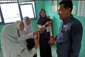 71, belanti timur, padanga utara, ulak karang sel., padanga utara, padang citya, sumatera barata 25135, indonēzija. Reporter Cilik Berapa Gaji Pak Dosen Antara Jateng