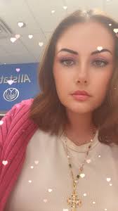 Am I single? Or desperate! Because at 43 I have no children and feel  isolated! 😢🤕💔😭