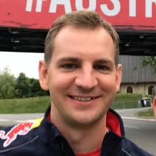 Daniel Buda (@daniel__buda)