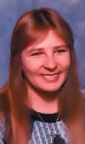 Danielle Vandervort's Instagram, Twitter & Facebook