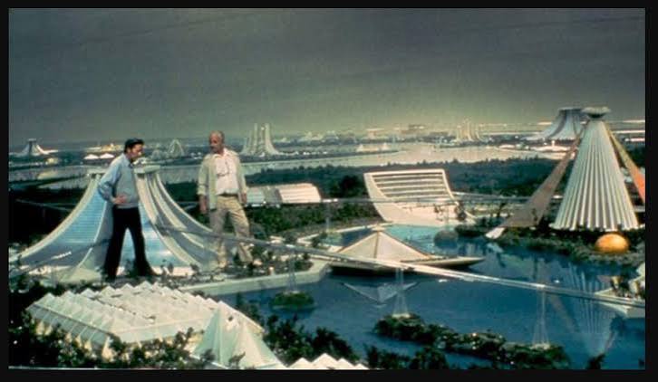 Cityscape, Logan's Run, 1976 - with people for scale. I had no idea it was  this big. : r/RetroFuturism