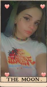 Kendra Bridges's Instagram, Twitter & Facebook