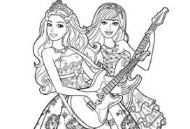 Immagini da disegnare facili barbie con capelli mossi e. Disegno Di Barbie Principessa Rock Da Stampare Gratis E Colorare