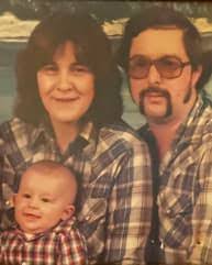 Vicky Singleton's Instagram, Twitter & Facebook