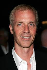 Dan Gilroy