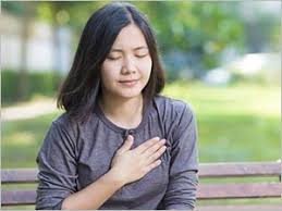 En physiologie, le hoquet (/ʔɔkɛ/) ou la myoclonie phrénoglottique est un réflexe ventilatoire caractérisé par une succession de contractions inspiratoires spasmodiques, incontrôlables et involontaires des muscles inspiratoires. Halte Au Hoquet Pharmacien Giphar