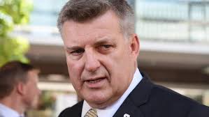 Investigation into top cop drags