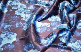 Oltre 50 anni d esperianza su tende tendaggi tessuti salotti poltrone stoffe tendaggi in seta : Indoor Tessuti E Tende Da Interno Tessil2000 Trebaseleghe Padova