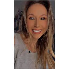 Card shops near Mackinac Bridge