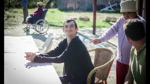 Persoanele varstnice care nu pot fi ocrotite de familie voim sa au la dispozitie un centru de ingrijire pentru batrani, cu conditii de internare care sa permita accesul larg si servicii menite sa. Azil Dumbrava Youtube