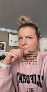 Abby Sauer's Instagram, Twitter & Facebook