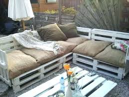 La spalliera del divano e del letto. Cuscini Per Divano Pallet E Bancali Fai Da Te Ital Pallets