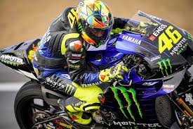 I would have probably stolen cars. Motogp Valentino Rossi Will Race 2 Seasons With Petronas Yamaha Drivemag Riders