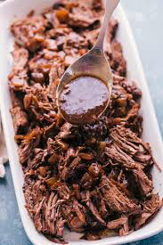 Mar 08, 2021 · what temperature do you cook a spoon roast? Slow Cooker Balsamic Roast Beef Tender Moist The Shortcut Kitchen