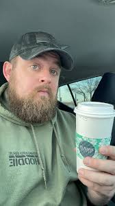 Chill ride to my favorite coffee shop ☕️