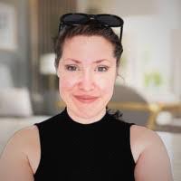 Barbara Tomi's Instagram, Twitter & Facebook