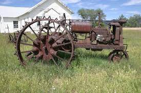 See more ideas about tractors, old tractors, antique tractors. Young Az Old Tractors Old Tractor Vintage Tractors