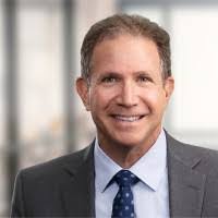 Robert Roos's Instagram, Twitter & Facebook