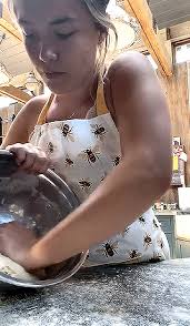 Worldwide shipping available as standard or express delivery learn more. Florence Pugh Cooking In Her Bee Apron In 2021 Florence Pugh Florence Flo